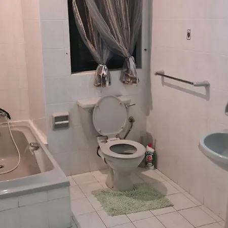 Apartment 3 Bedrooms Sea View Flat At *
