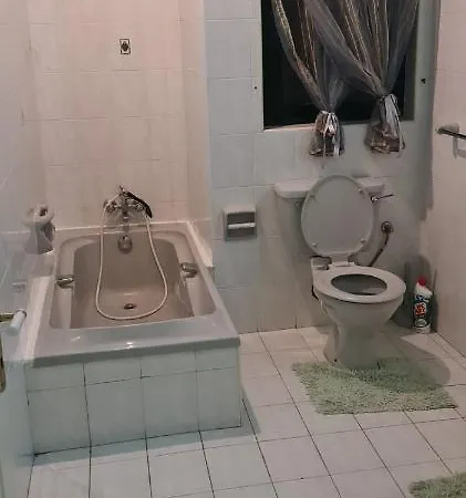 3 Bedrooms Sea View Flat At Apartment *